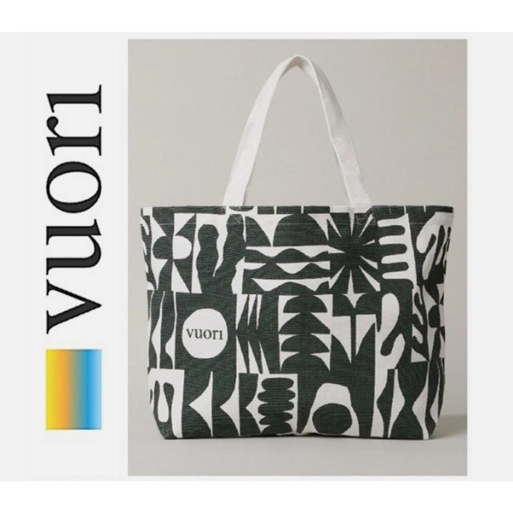 Vuori 24” Canvas Tote Bag Cody Hudson Holiday 2024 Geo Hawaiian Olive White NWOT